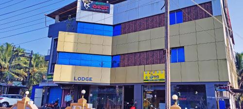 Murudeshwara Hotel | Budget-Friendly STAYMAKER Hotel Keerthi for Families