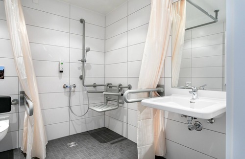 Walddorfhaslach Hotel | Discover Hotel Kern: Guest Rated 9.8 with Family Amenities