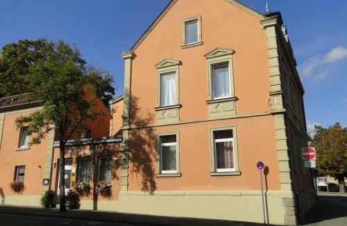 Kitzingen Hotel | Comfortable Stay at Hotel Kitzinger Hof with Family Amenities