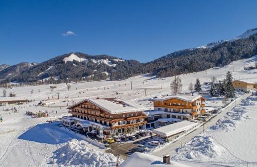 Sankt Jakob in Haus Hotel | Discover Hotel Kitzspitz: Pet-Friendly & 10/10 Rated Stay