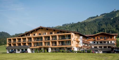 Sankt Jakob in Haus Hotel | Discover Hotel Kitzspitz: Pet-Friendly & 10/10 Rated Stay