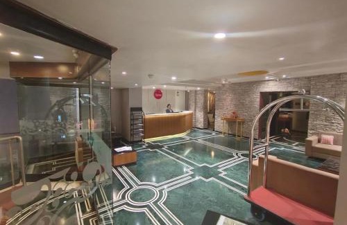 Rajkot Hotel | Budget-Friendly Stay at K K Beacon India with Family Amenities