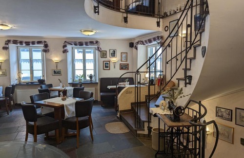 Beilstein Hotel | Guest Rated 10/10 at Hotel Klapperburg with Free Breakfast