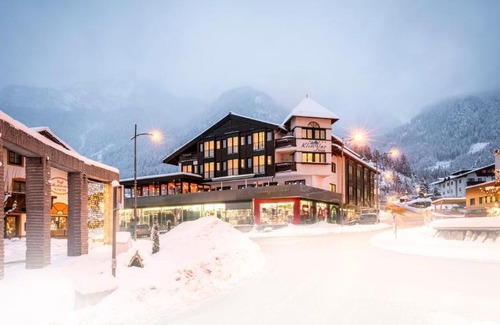 Maurach Hotel | Oceanfront Hotel Klingler: Guest Rated 9/10 Experience