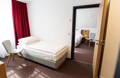 Eltville am Rhein Hotel | Discover Hotel Kloster Eberbach: Pet-Friendly Retreat
