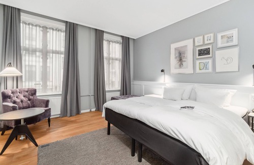 Copenhagen City Centre Hotel | Experience Hotel Kong Arthur: 4-Star Retreat with Spa & Dining