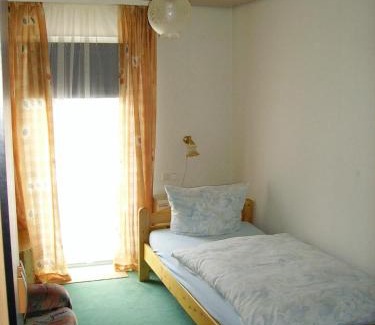 Rhein-Neckar-Kreis District Hotel | Discover Hotel Kraichgauidylle: Pet-Friendly Getaway