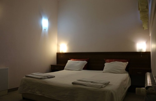 Kvartal Noviya Grad Hotel | Experience Comfort at Hotel Kralev Dvor with Spa & Dining