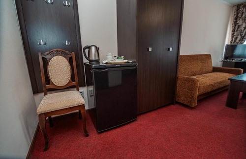 Kramatorsk Hotel | Discover Kramatorsk Hotel: Family-Friendly & Accessible Stay
