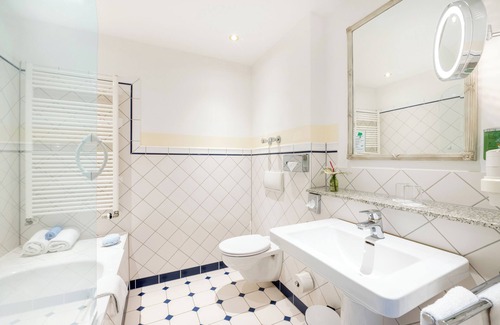 Bockum Hotel | Unforgettable Stays at Hotel Krefelder Hof - 4 Stars!