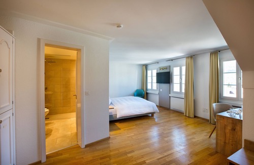 Sachseln Hotel | Discover Hotel Kreuz by b_smart: A Guest Favorite Retreat
