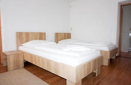 Herlikofen Hotel | Pet-Friendly Stay at Hotel Kreuz: Family Comfort Awaits