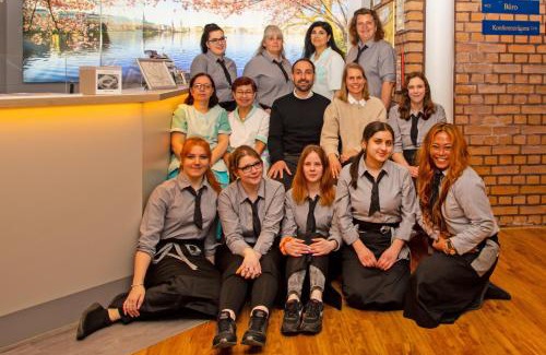 Wedel Hotel | Pet-Friendly Hotel Kreuzer with Great Amenities & 8.4 Rating