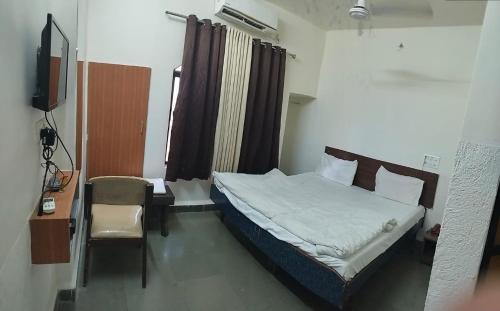 Pardi House | Hotel Krishna Guesthouse
