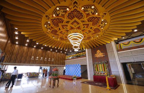 Nizamabad Hotel | Discover Hotel Krishna: 4-Star Retreat with Pool & Spa
