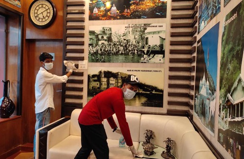 Haridwar Hotel | Cozy Hotel Krishna Ji with Spa & Breakfast Included