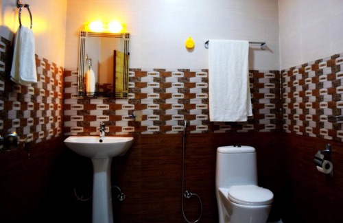 Kohalpur Hotel | Discover Hotel Krishna: Family-Friendly Dining & Breakfast