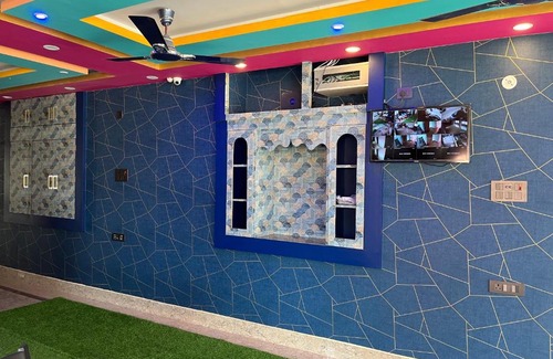 Deoghar Hotel | Discover Hotel Krishna Paradise: Pet-Friendly Retreat