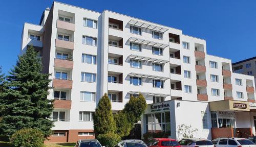 Dubnica nad Vahom Hotel | Top-Rated Hotel Kristína: Family-Friendly with Breakfast