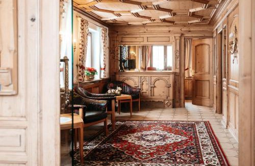 Lech am Arlberg Hotel | Discover Hotel Kristall: Family-Friendly with Hot Tub