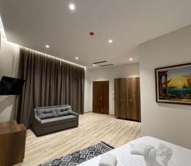 Kruje Hotel | Discover Hotel Kroi: Scenic Views Near Castle Entrance