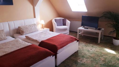 Lindow Hotel | Pet-Friendly Retreat at Hotel Krone Lindow: Rated 9/10
