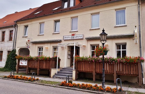 Lindow Hotel | Pet-Friendly Retreat at Hotel Krone Lindow: Rated 9/10