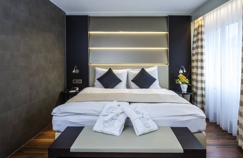 District 6 Hotel | Elegant Hotel Krone Unterstrass: Spa & Family-Friendly Stay