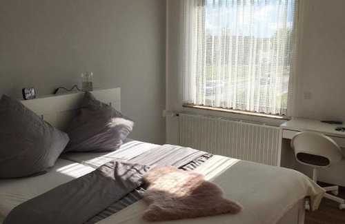 Juelich Hotel | Comfortable Hotel-Kronenhof: Pet-Friendly with Breakfast