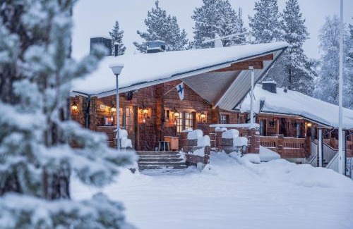 Ruka Hotel | Discover Hotel Kuusamon Portti: Oceanfront Retreat Awaits