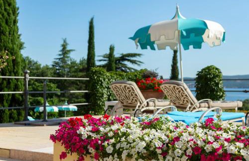 Crikvenica Hotel | Discover Hotel Kvarner Palace: 4-Star Ocean View Retreat