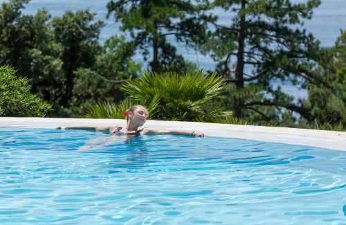Crikvenica Hotel | Discover Hotel Kvarner Palace: 4-Star Ocean View Retreat