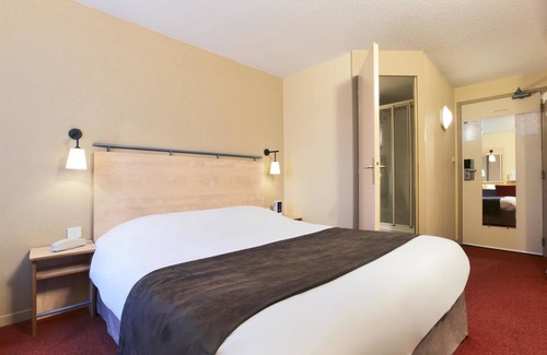 Beauvais Hotel | Budget-Friendly Hotel Kyriad Beauvais Sud with Family Amenities