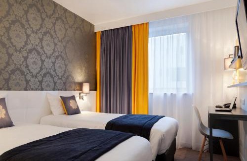 Saint-Pierre-des-Corps Hotel | Welcoming Hotel Kyriad Tours: Pet-Friendly & Family Options