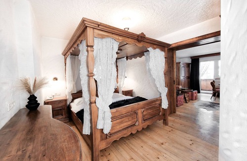 Feichten Hotel | Relax at Hotel Lärchenhof: Pool, Spa & Top-Rated Comfort