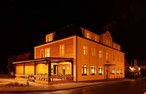 Lipova-Lazne Hotel | Discover Hotel Lípa: Family-Friendly with a Hot Tub