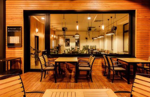 Lipova-Lazne Hotel | Discover Hotel Lípa: Family-Friendly with a Hot Tub