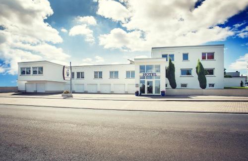 Montabaur Hotel | Pet-Friendly Getaway at Hotel Löwenguth - 8/10 Rated Stay