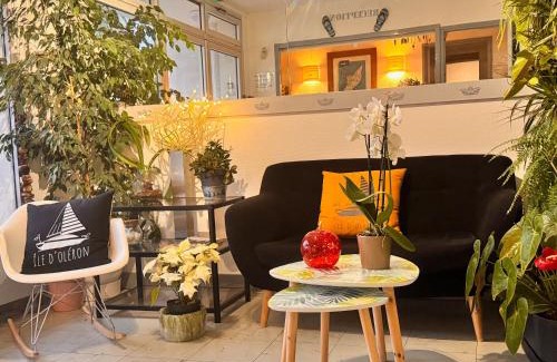 Cheray Hotel | Discover Hotel l'Échappée d'Oléron - Family & Pet Friendly