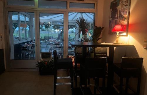 Cheray Hotel | Discover Hotel l'Échappée d'Oléron - Family & Pet Friendly