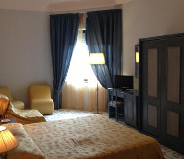Lago Patria Hotel | Oceanfront Retreat at Hotel L' Anicrè with Great Reviews