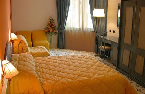 Lago Patria Hotel | Oceanfront Retreat at Hotel L' Anicrè with Great Reviews