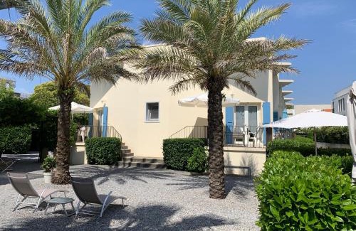 Villeneuve Loubet Beach Hotel | Inviting Hotel l'Etape - Oceanfront with Breakfast Included