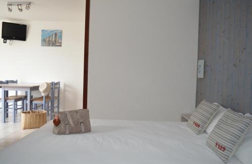 La Cotiniere Hotel | Oceanfront Retreat at Hotel L'Oceane - Guest Rated 8.7
