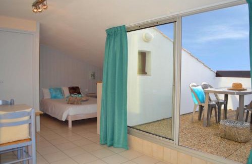 La Cotiniere Hotel | Oceanfront Retreat at Hotel L'Oceane - Guest Rated 8.7