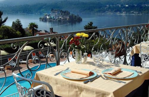 Orta San Giulio Hotel | Discover Oceanfront Comfort at Hotel La Bussola