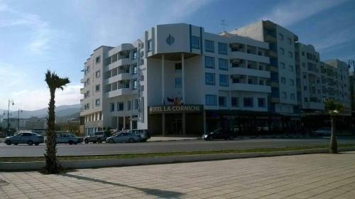 Fnideq Hotel | Cozy Hotel La Corniche Fnideq with Oceanfront Dining