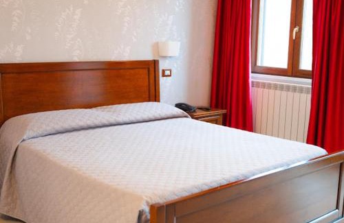 Cusano Mutri Hotel | Discover Il Convento: Family-Friendly Retreat with Great Ratings