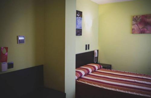La Almunia de Dona Godina Hotel | Discover Hotel La Bodega: Family-Friendly Getaway Awaits
