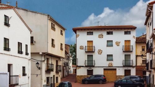 Checa Hotel | Discover Comfort at Hotel La Gerencia with Family-Friendly Amenities